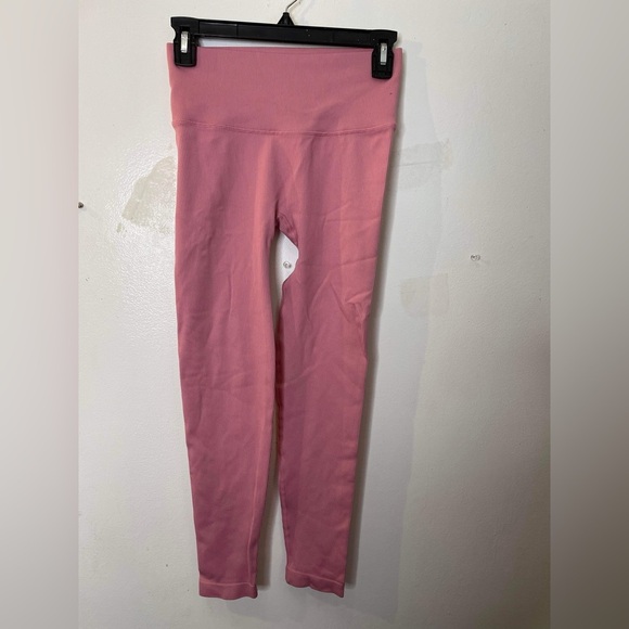 Victoria Secret Ribbed Seamless Legging size small - Picture 5 of 7